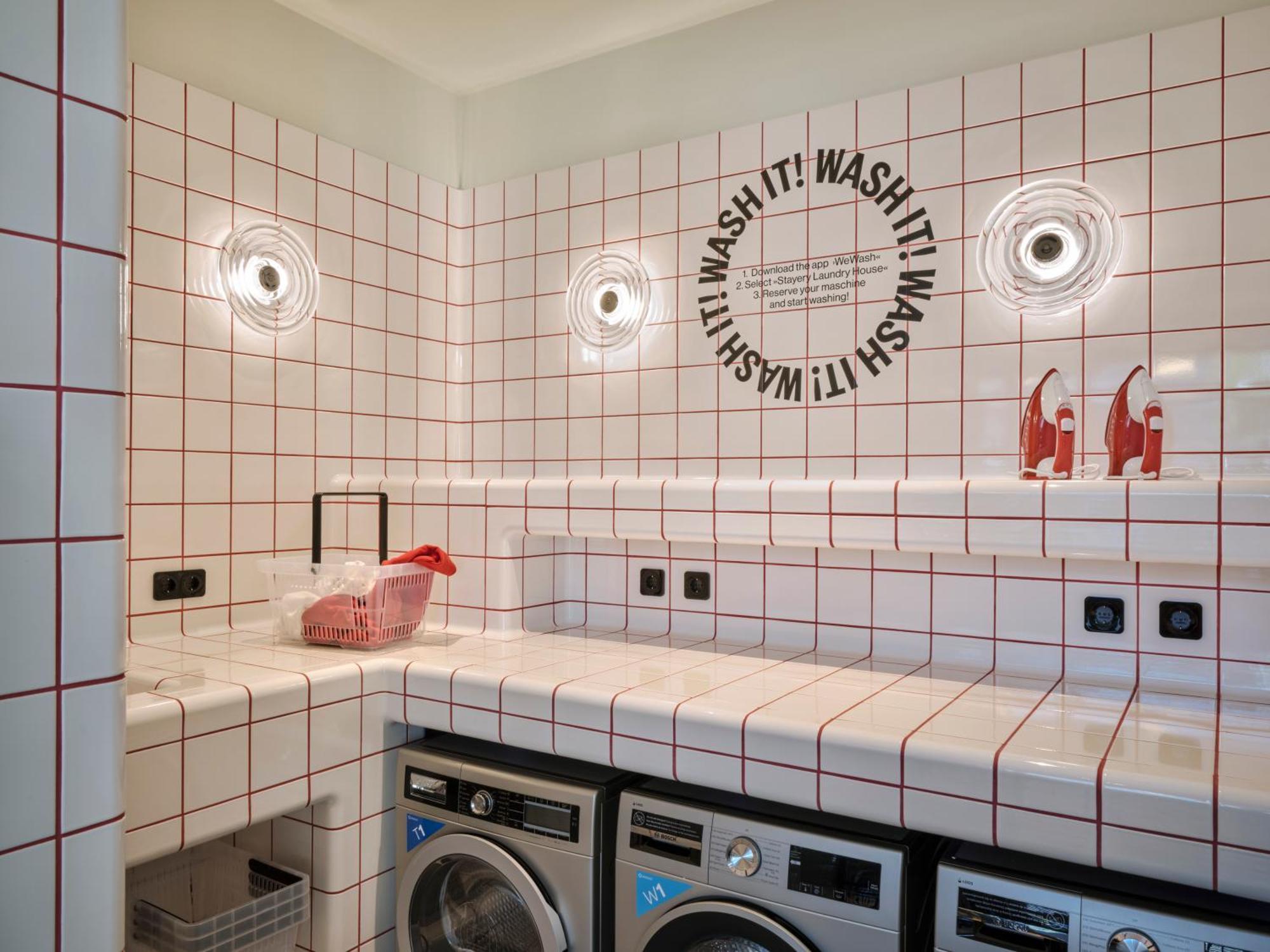 Stayery Guetersloh Hauptbahnhof Екстериор снимка